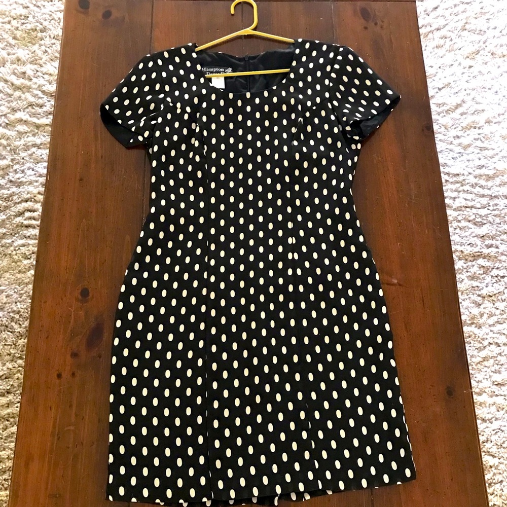 Poka Dot Dress Size 4 Dress & Lining 100% Polyester. Hampton Dress Company